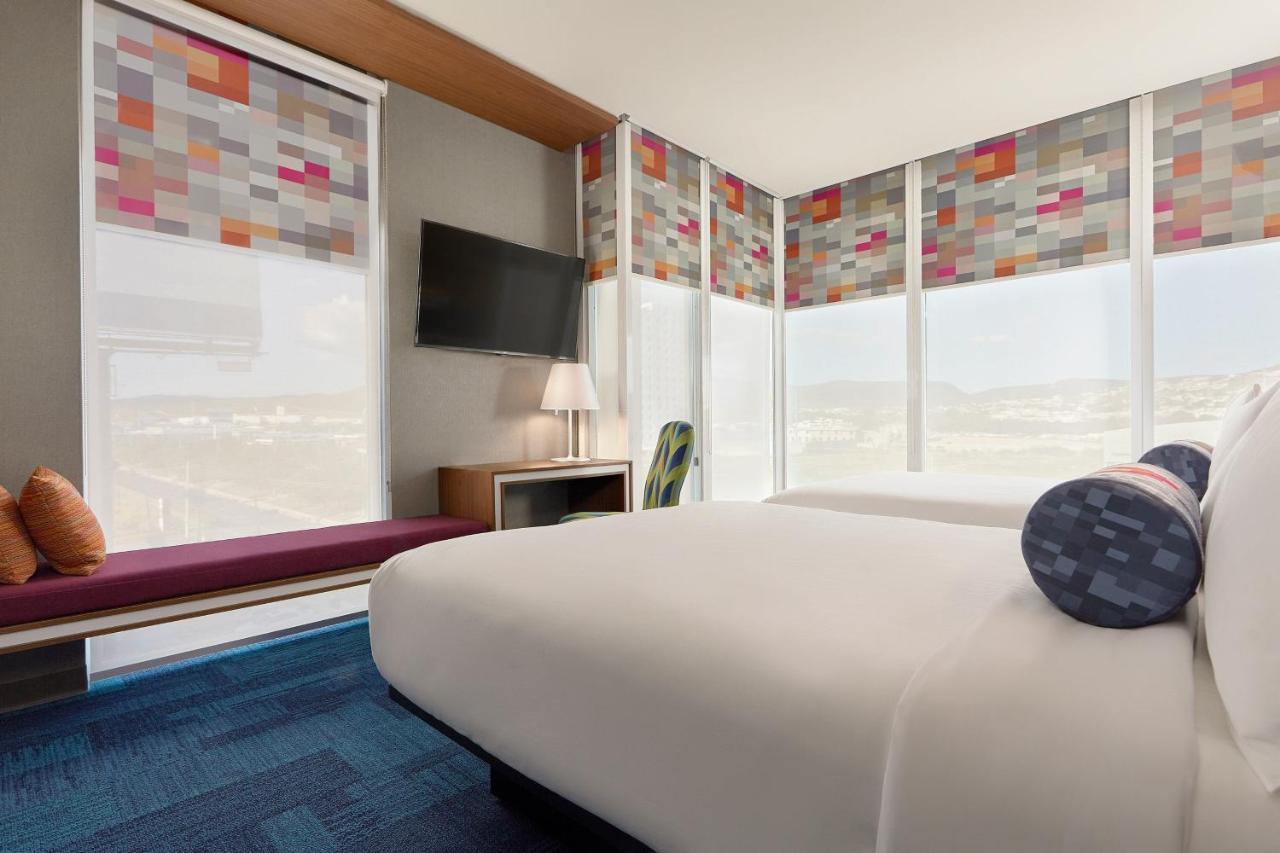Aloft Queretaro Hotel Exterior photo